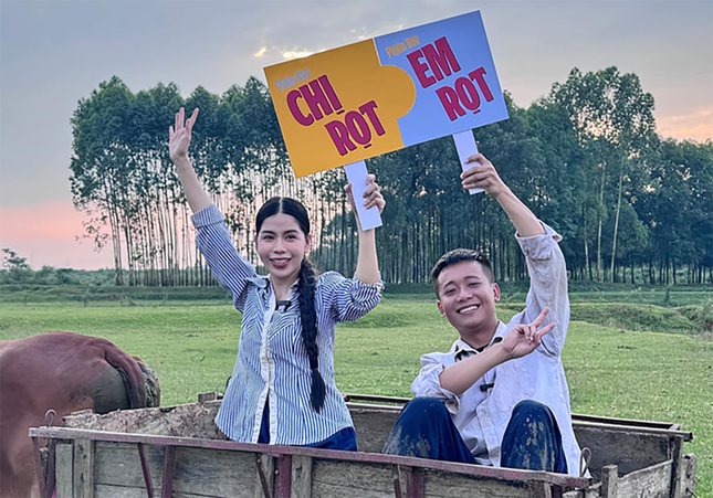 Chị em rọt review ku88